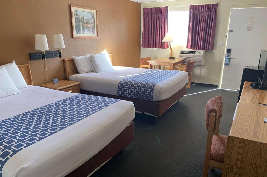 Travelodge By Wyndham Powell Exterior foto